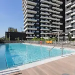 Modern Escape Nunoa Gem